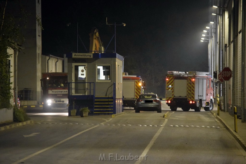 Feuer 2 AVG Koeln Rath Heumar Wikingerstr P108.JPG - Miklos Laubert